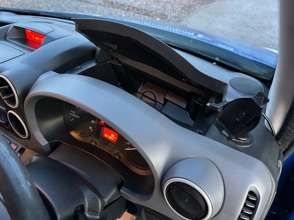 Used Citroen Berlingo 2015 for sale - 76934863: Photo 36