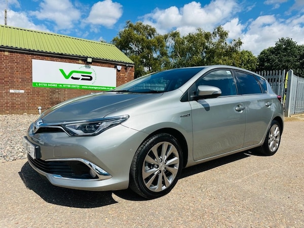 Used Toyota Auris 2017 for sale - 75488098: Photo 2