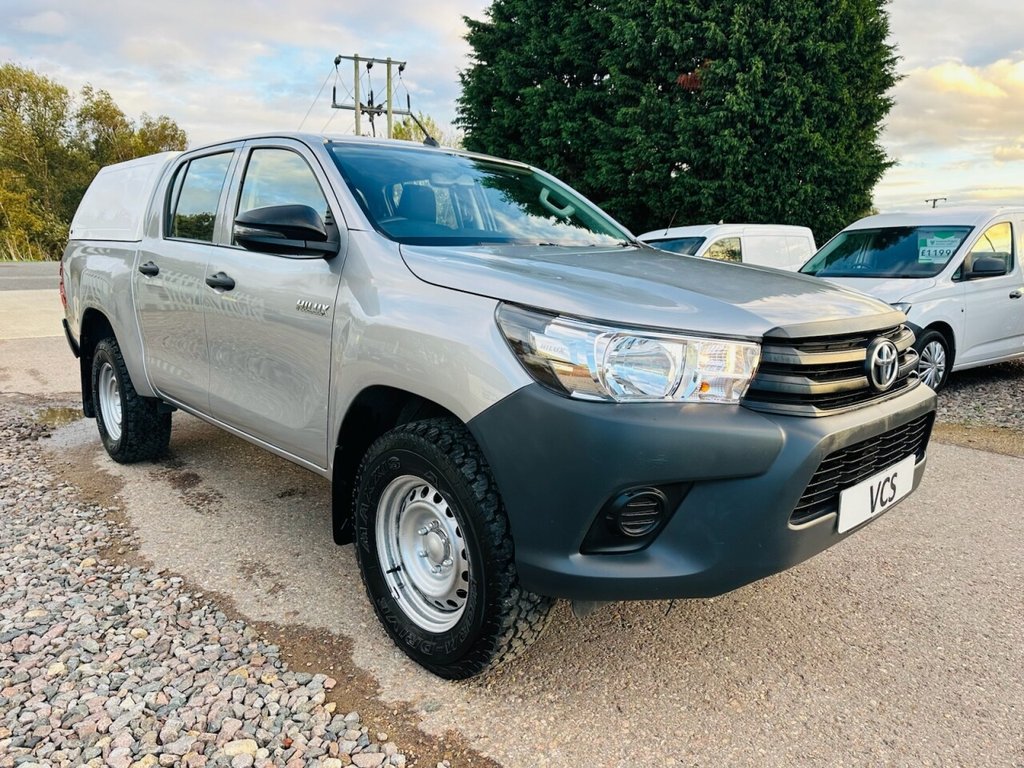 Used Toyota Hilux 2019 for sale - 76333448: Photo 10