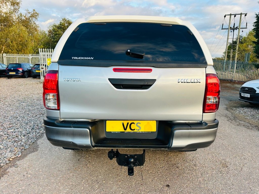 Used Toyota Hilux 2019 for sale - 76333448: Photo 19