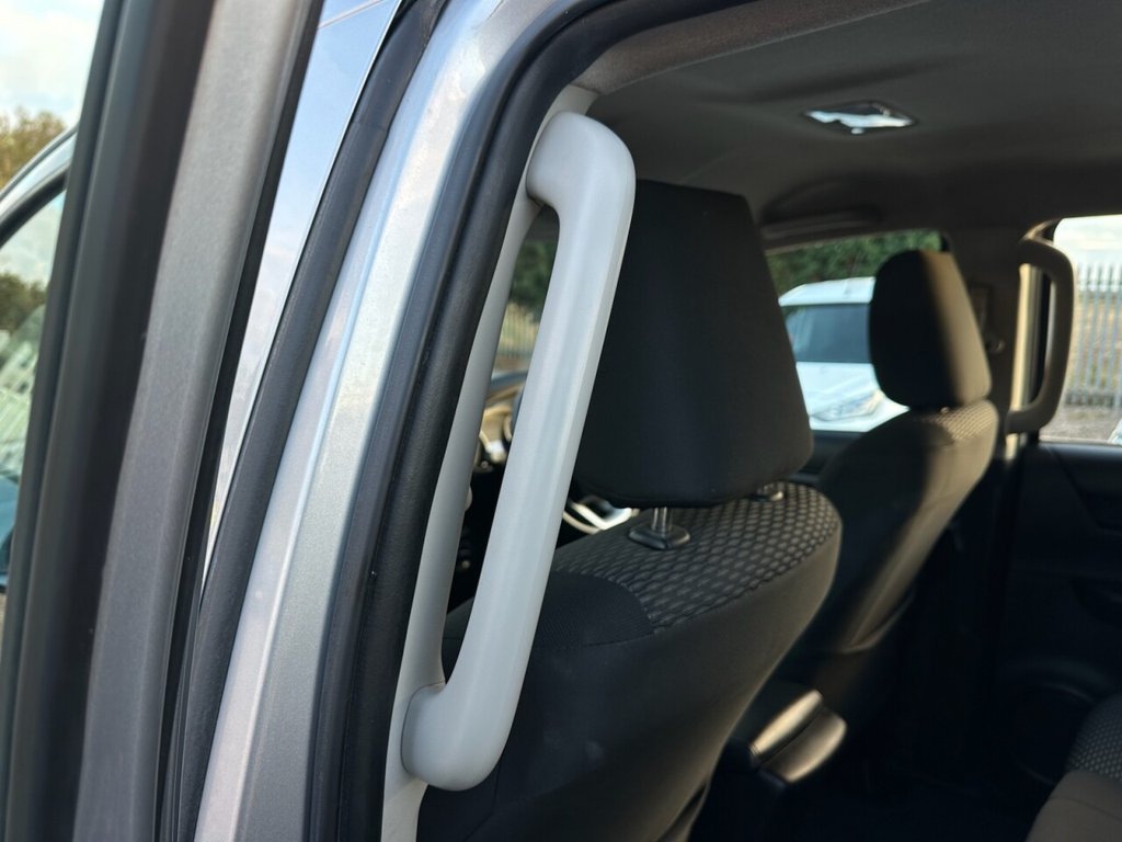 Used Toyota Hilux 2019 for sale - 76333448: Photo 32