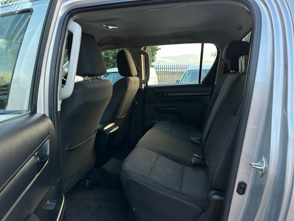 Used Toyota Hilux 2019 for sale - 76333448: Photo 34
