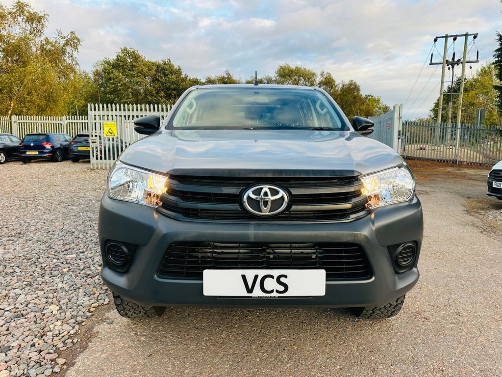 Used Toyota Hilux 2019 for sale - 76333448: Photo 8