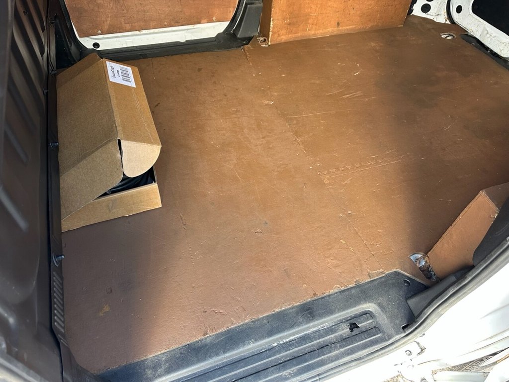 Used Nissan e-NV200 2015 for sale - 77967020: Photo 12