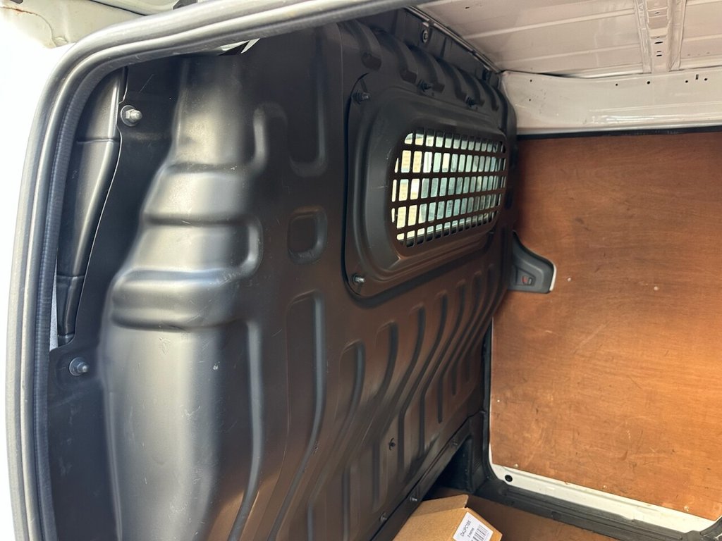 Used Nissan e-NV200 2015 for sale - 77967020: Photo 13