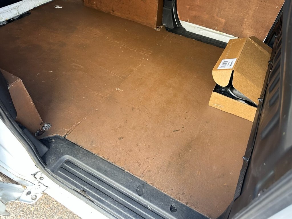 Used Nissan e-NV200 2015 for sale - 77967020: Photo 28