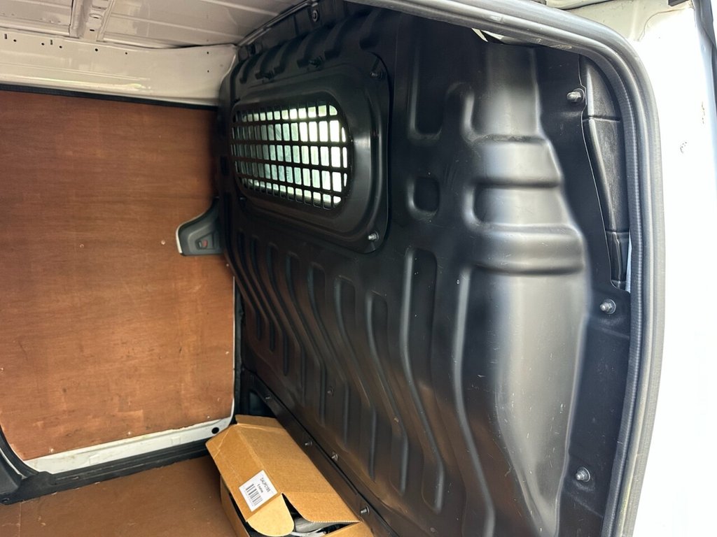 Used Nissan e-NV200 2015 for sale - 77967020: Photo 29