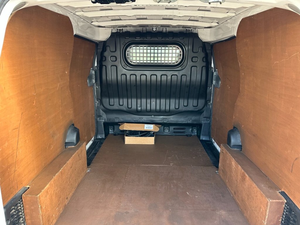 Used Nissan e-NV200 2015 for sale - 77967020: Photo 42