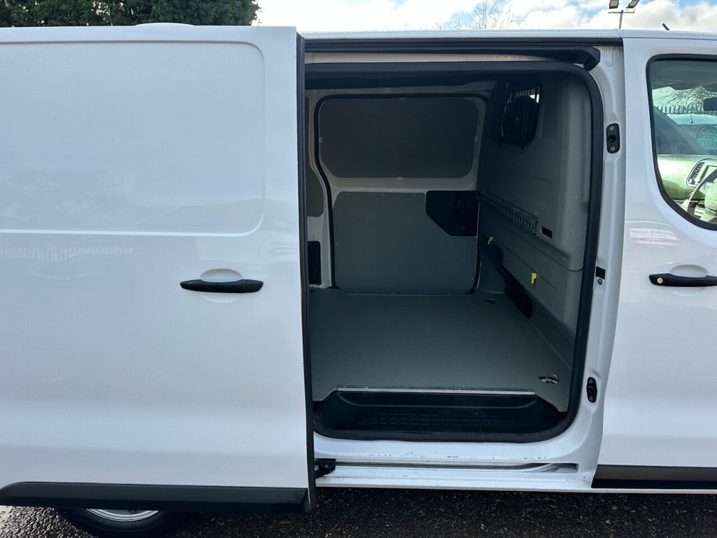 Used Citroen Dispatch 2020 for sale - 76654609: Photo 22