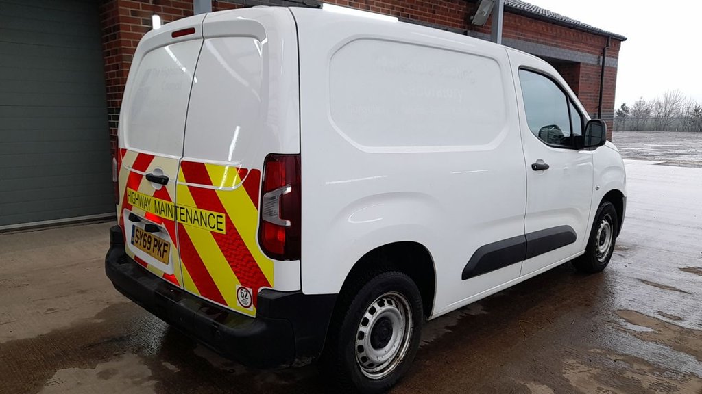 Used Vauxhall Combo 2019 for sale - 77703504: Photo 4