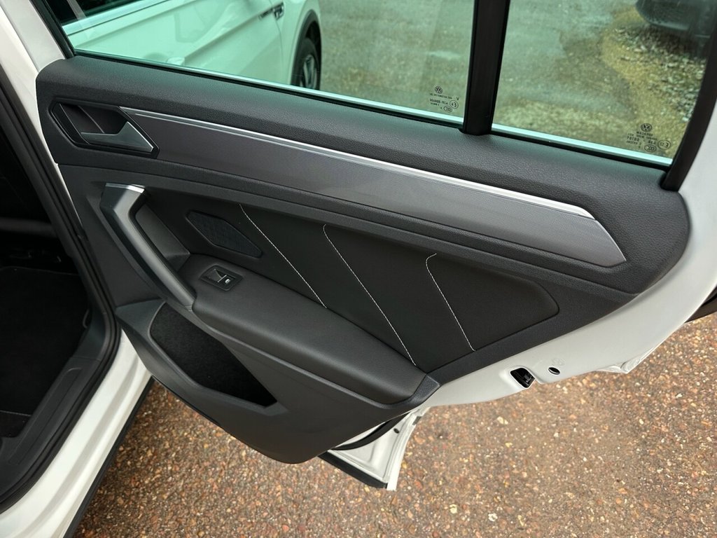 Used Volkswagen Tiguan 2019 for sale - 76883322: Photo 40