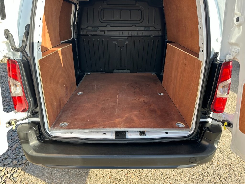 Used Vauxhall Combo 2019 for sale - 77631630: Photo 29
