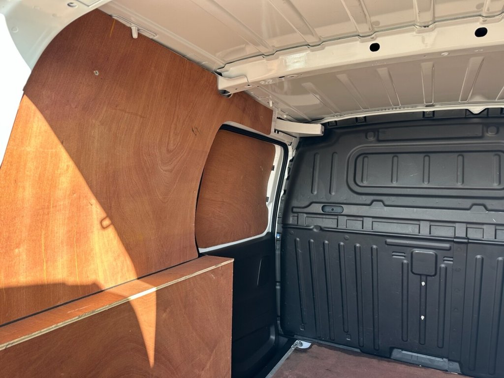 Used Vauxhall Combo 2019 for sale - 77631630: Photo 37