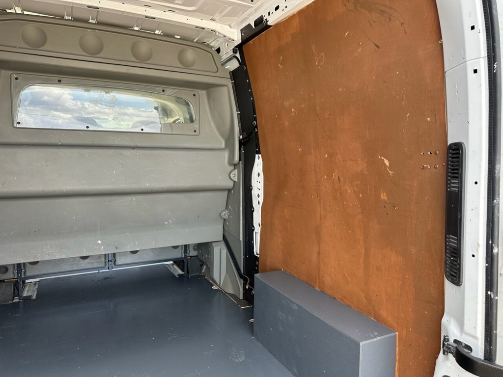Vehicle 33