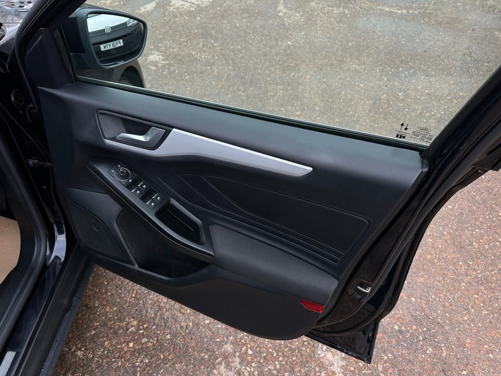 Used Ford Focus 2021 for sale - 77341816: Photo 44