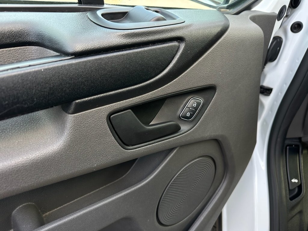 Used Ford Transit Custom 2022 for sale - 76202903: Photo 41