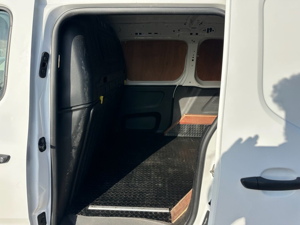 Used Peugeot Partner 2019 for sale - 77805976: Photo 8