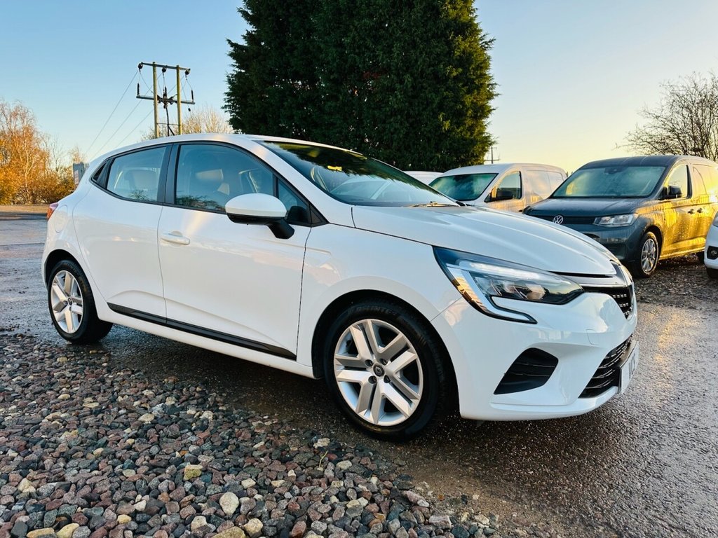 Used Renault Clio 2021 for sale - 76591197: Photo 10