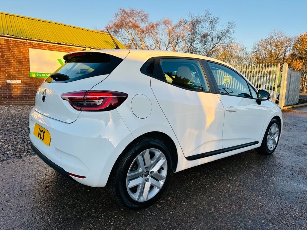 Used Renault Clio 2021 for sale - 76591197: Photo 15