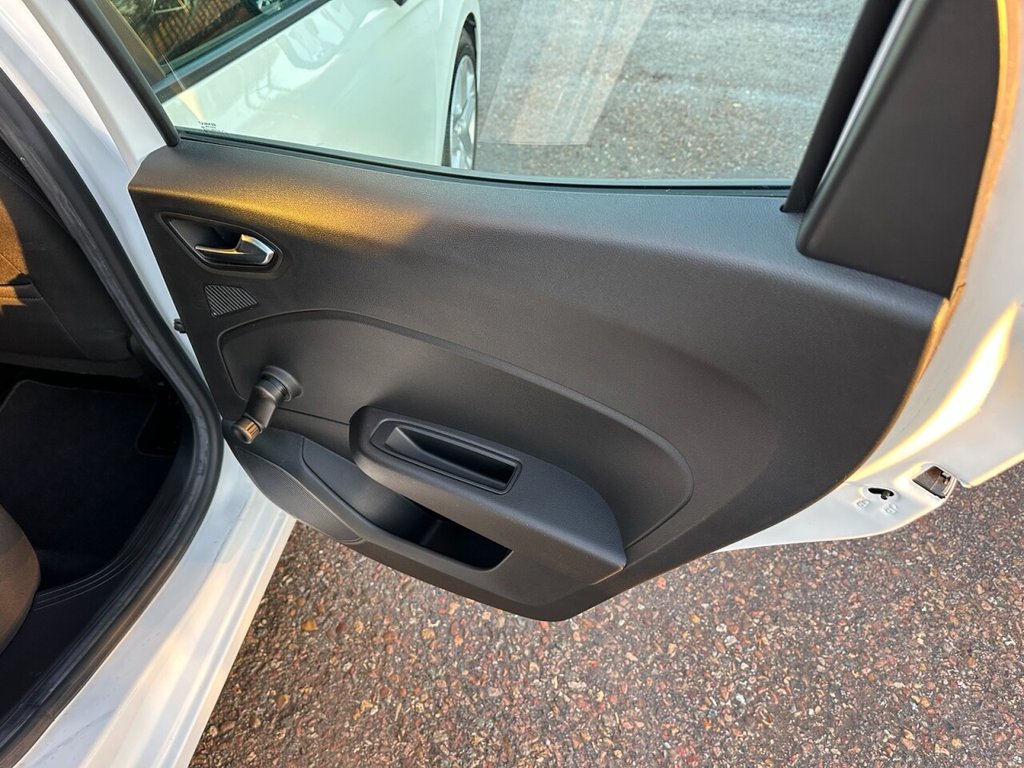 Used Renault Clio 2021 for sale - 76591197: Photo 29