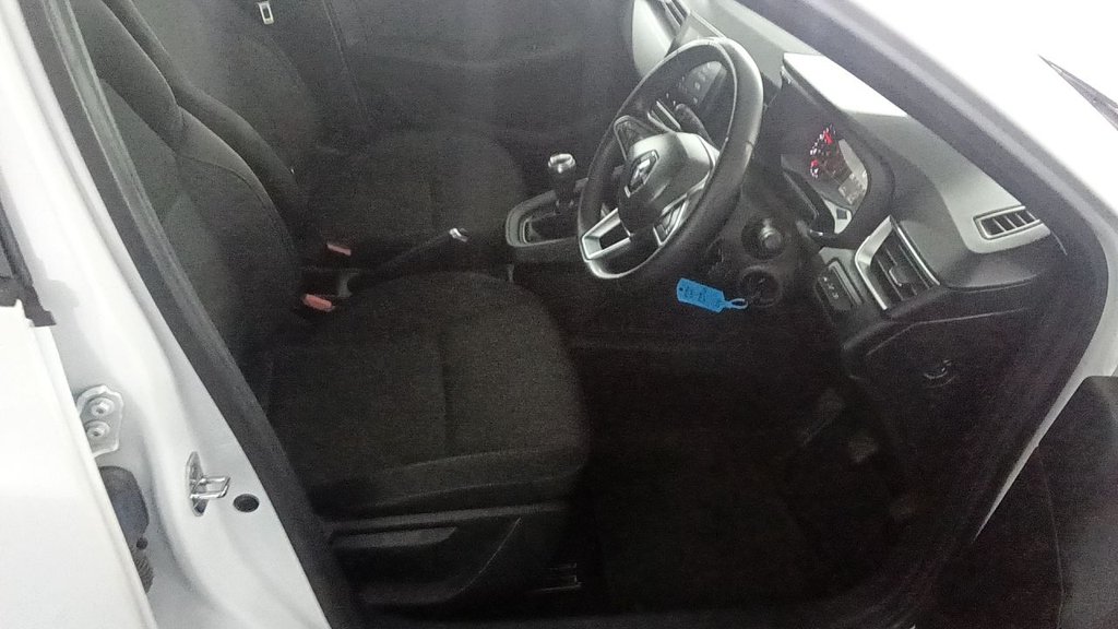 Used Renault Clio 2021 for sale - 76591197: Photo 3