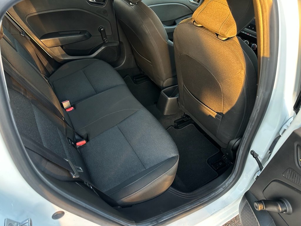 Used Renault Clio 2021 for sale - 76591197: Photo 30