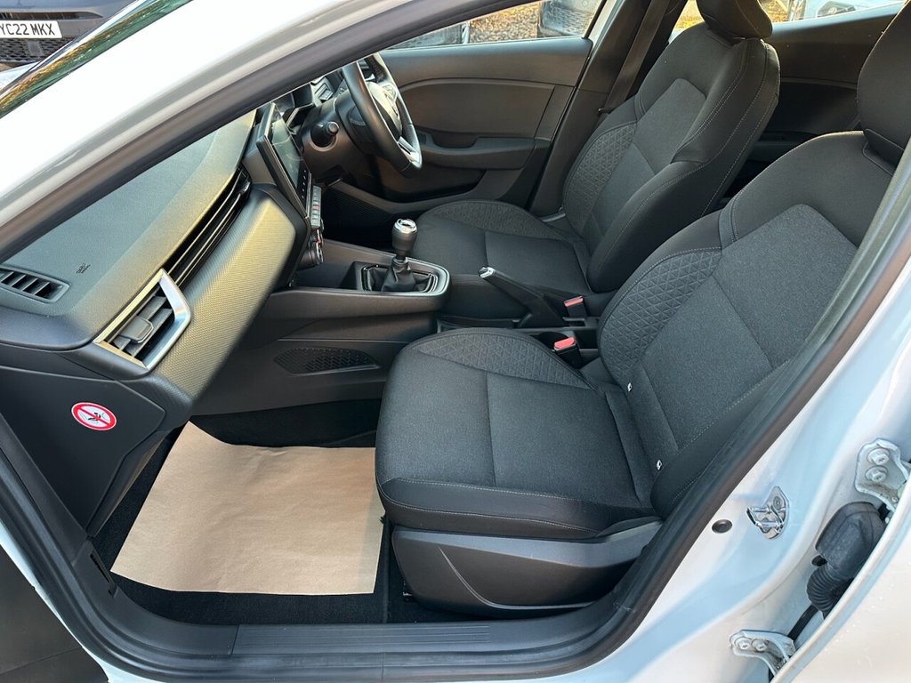 Used Renault Clio 2021 for sale - 76591197: Photo 33