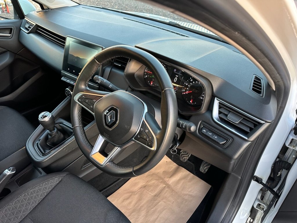 Used Renault Clio 2021 for sale - 76591197: Photo 39