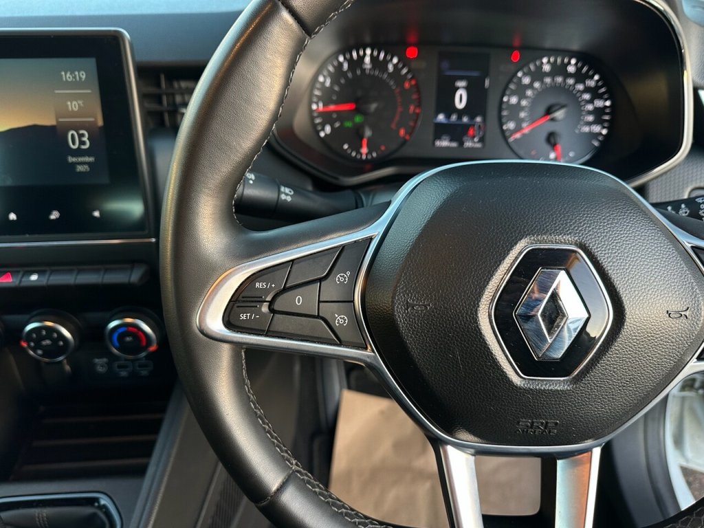 Used Renault Clio 2021 for sale - 76591197: Photo 43