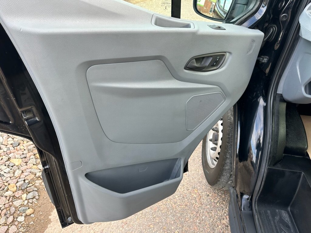 Used Ford Transit 2019 for sale - 76105403: Photo 36
