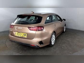 Used Kia Ceed 2022 for sale - 78413887: Photo