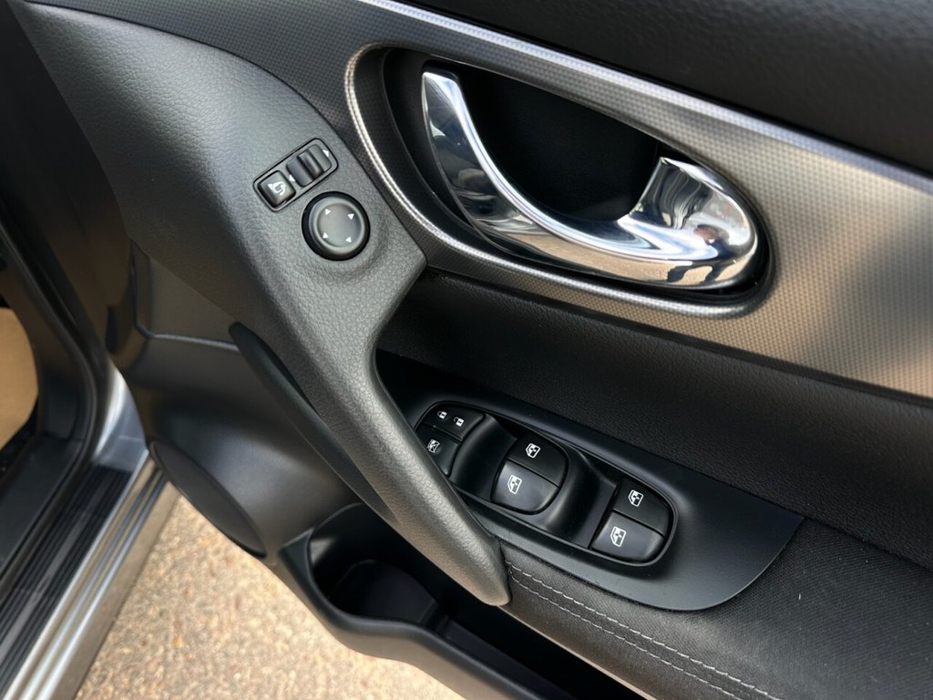 Used Nissan Qashqai 2017 for sale - 78158530: Photo 42