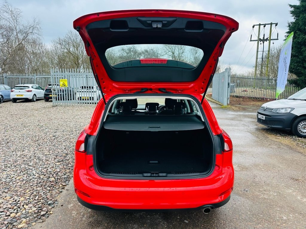 Used Ford Focus 2022 for sale - 77341818: Photo 24