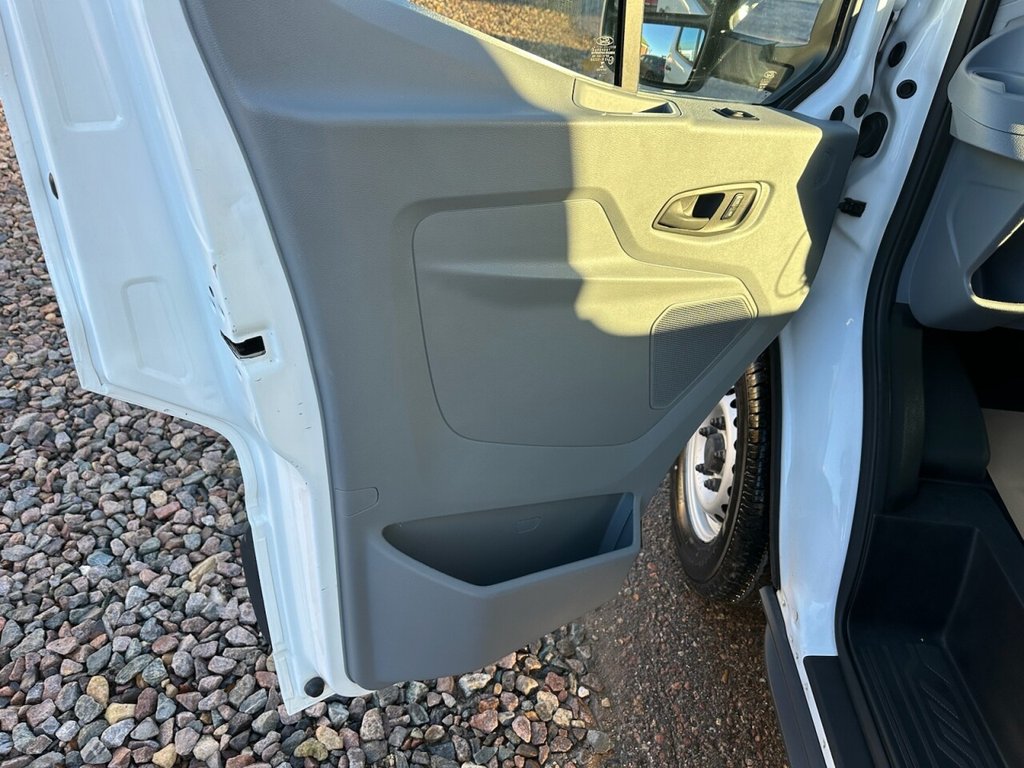 Used Ford Transit 2020 for sale - 76590811: Photo 32