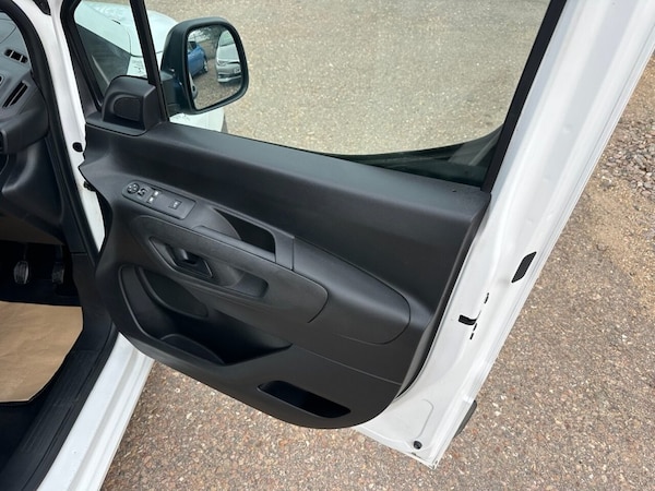 Used Vauxhall Combo 2019 for sale - 75548842: Photo 50
