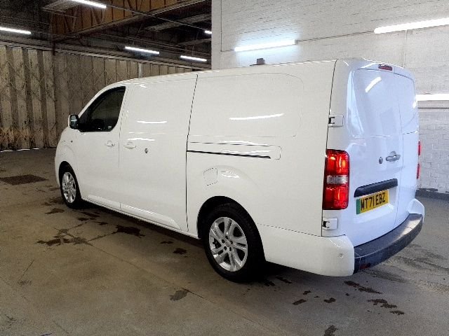 Used Vauxhall Vivaro 2021 for sale - 77680304: Photo 3