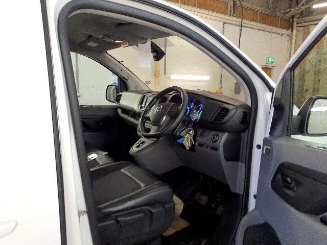 Used Vauxhall Vivaro 2021 for sale - 77680304: Photo 5