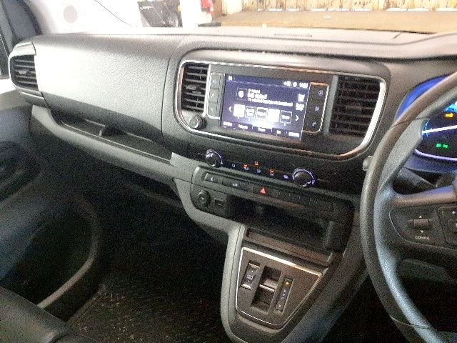 Used Vauxhall Vivaro 2021 for sale - 77680304: Photo 7