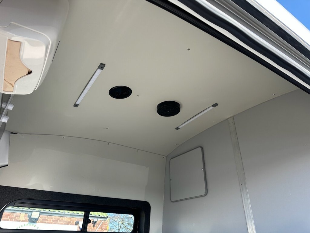 Used Ford Transit 2020 for sale - 78096051: Photo 8