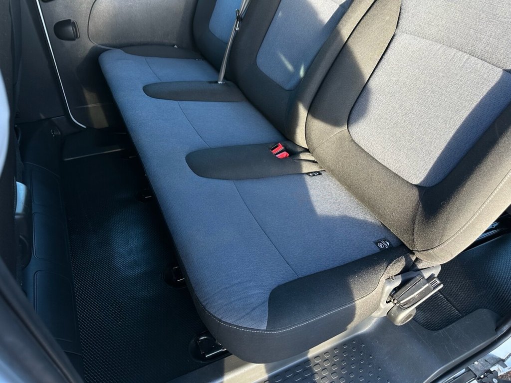 Used Vauxhall Vivaro 2016 for sale - 77313231: Photo 12