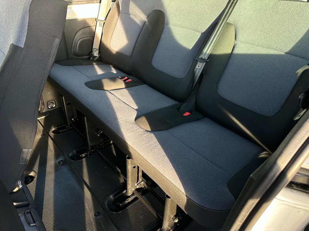 Used Vauxhall Vivaro 2016 for sale - 77313231: Photo 15