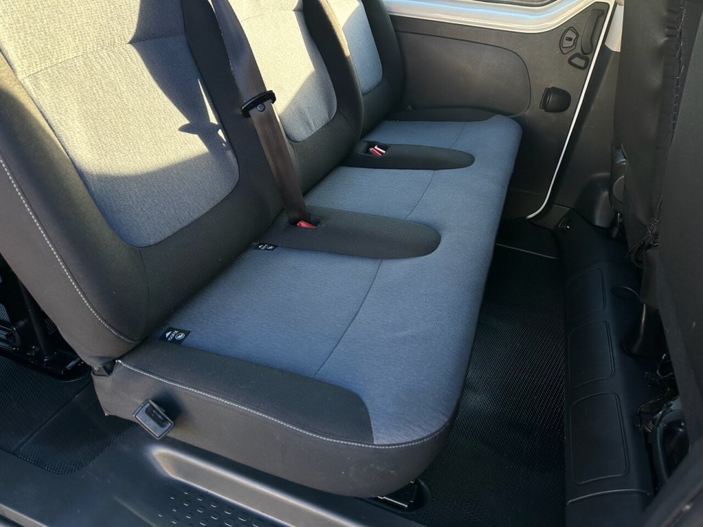 Used Vauxhall Vivaro 2016 for sale - 77313231: Photo 25