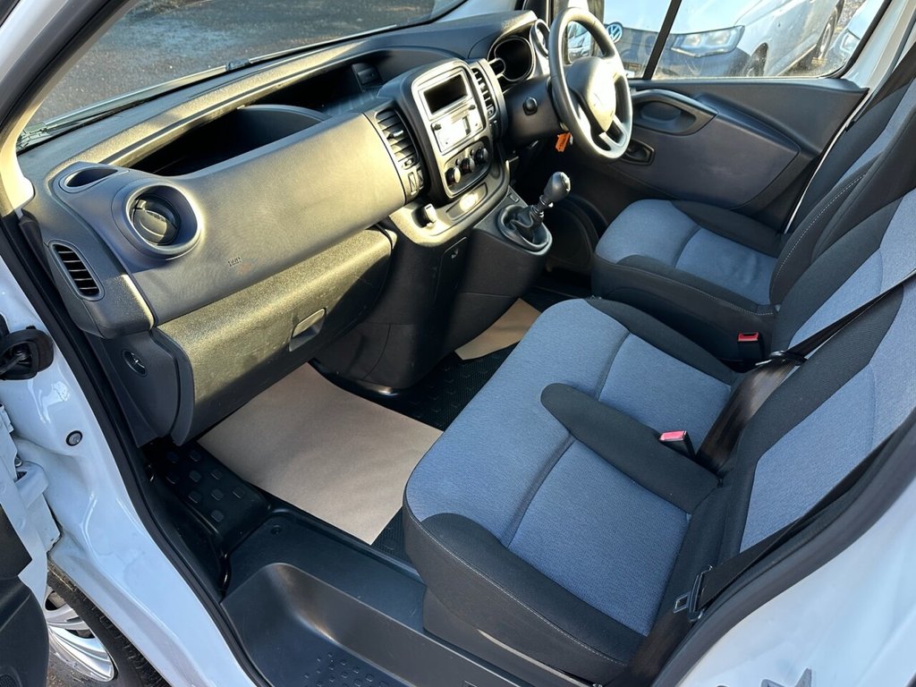 Used Vauxhall Vivaro 2016 for sale - 77313231: Photo 40