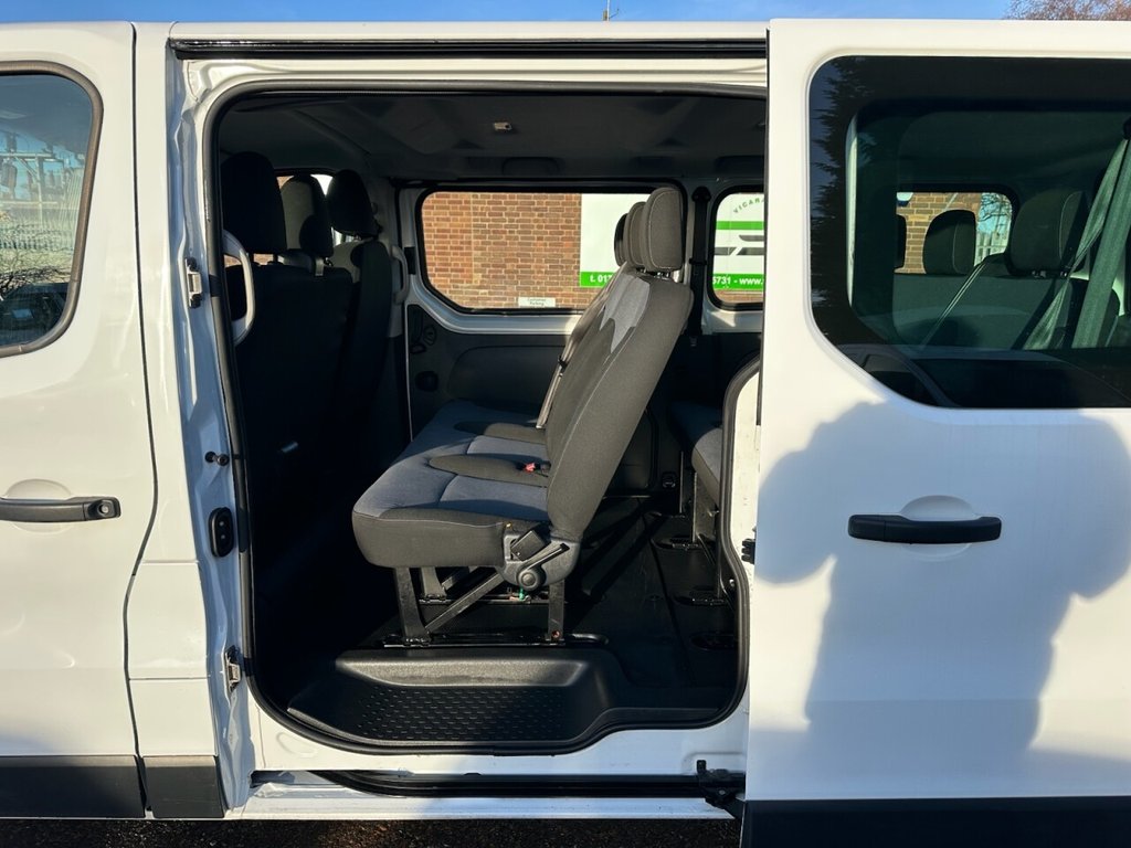 Used Vauxhall Vivaro 2016 for sale - 77313231: Photo 7