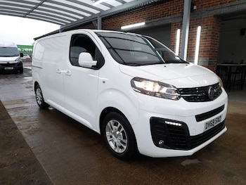 Vauxhall Vivaro feature image