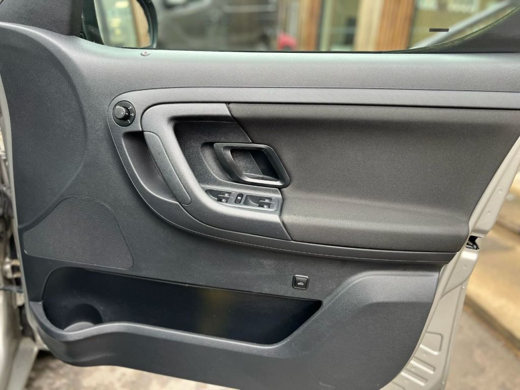 Used Skoda Roomster 2014 for sale - 77805391: Photo 11