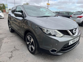 Used Nissan Qashqai 2016 for sale - 75764679: Photo