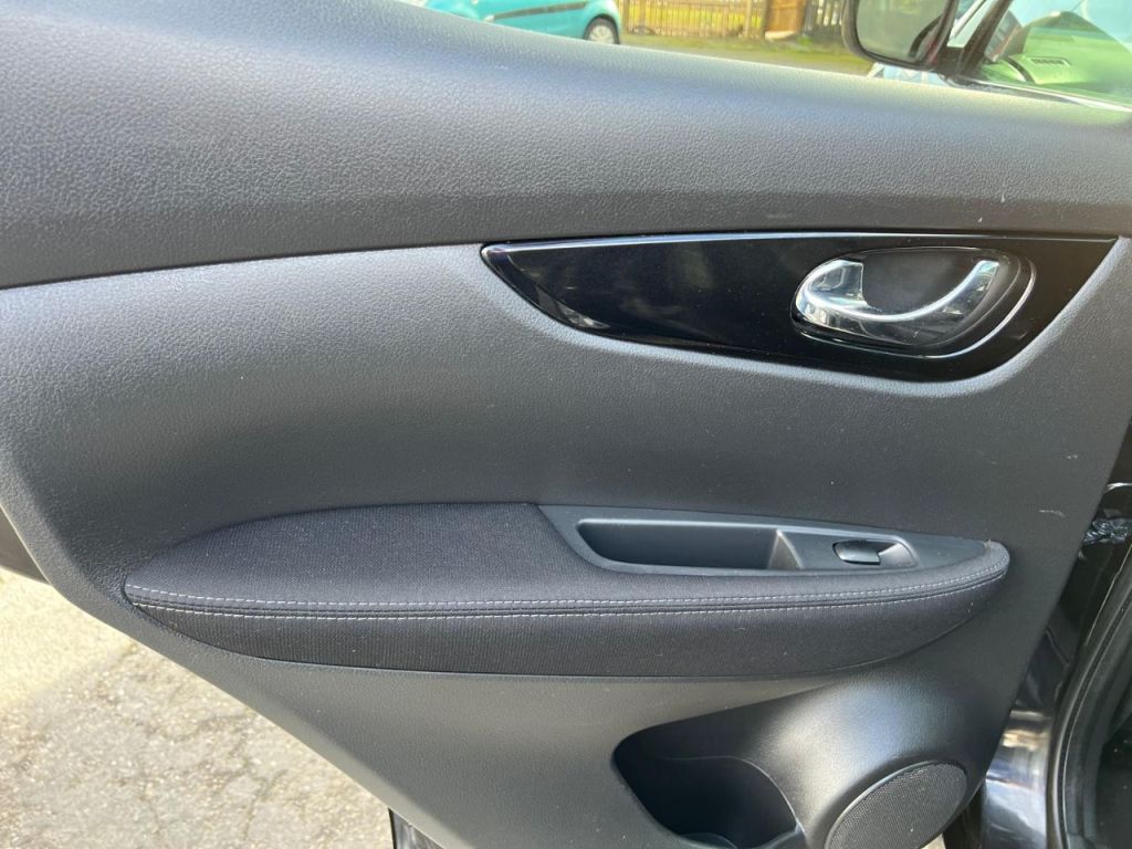 Used Nissan Qashqai 2014 for sale - 76469367: Photo 23