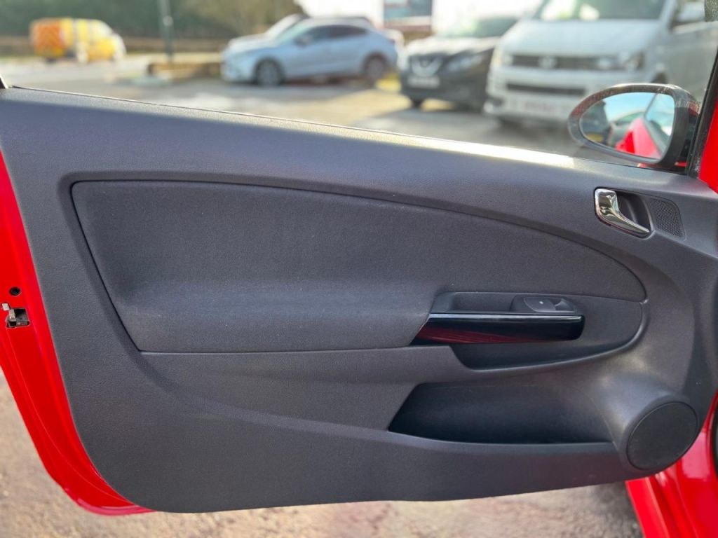Used Vauxhall Corsa 2012 for sale - 77200631: Photo 11