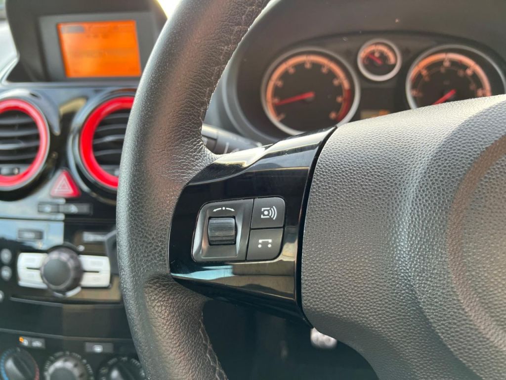 Used Vauxhall Corsa 2012 for sale - 77200631: Photo 16